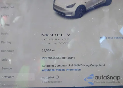 2024 Tesla Model Y Long Range Dual Motor All-Wheel Drive z USA, uszkodzony, nr VIN 7SAYGDEE3RF185141